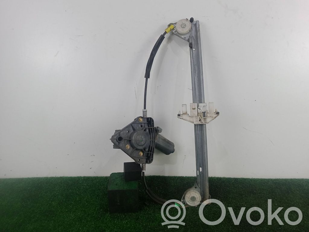 Peugeot 406 Rear window lifting mechanism without motor 
