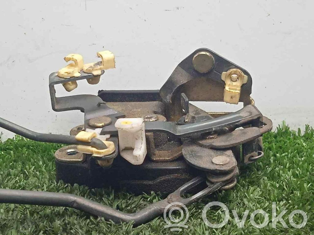 Cerradura de puerta delantera