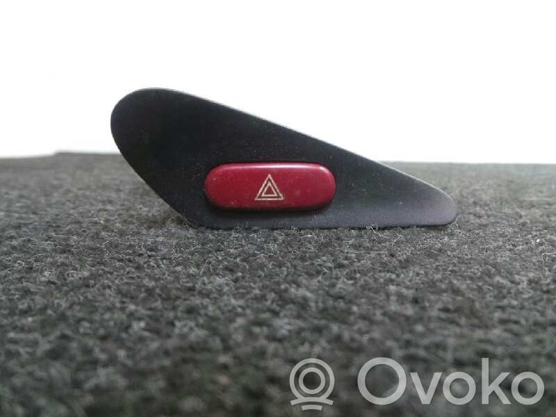 Peugeot 406 Interruttore luci di emergenza 