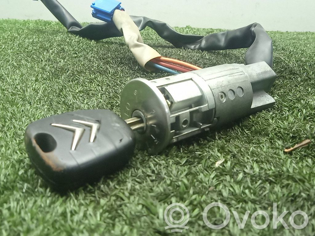 Virtalukko   SINREFERENCIA,2CONECTORES,VALEO
