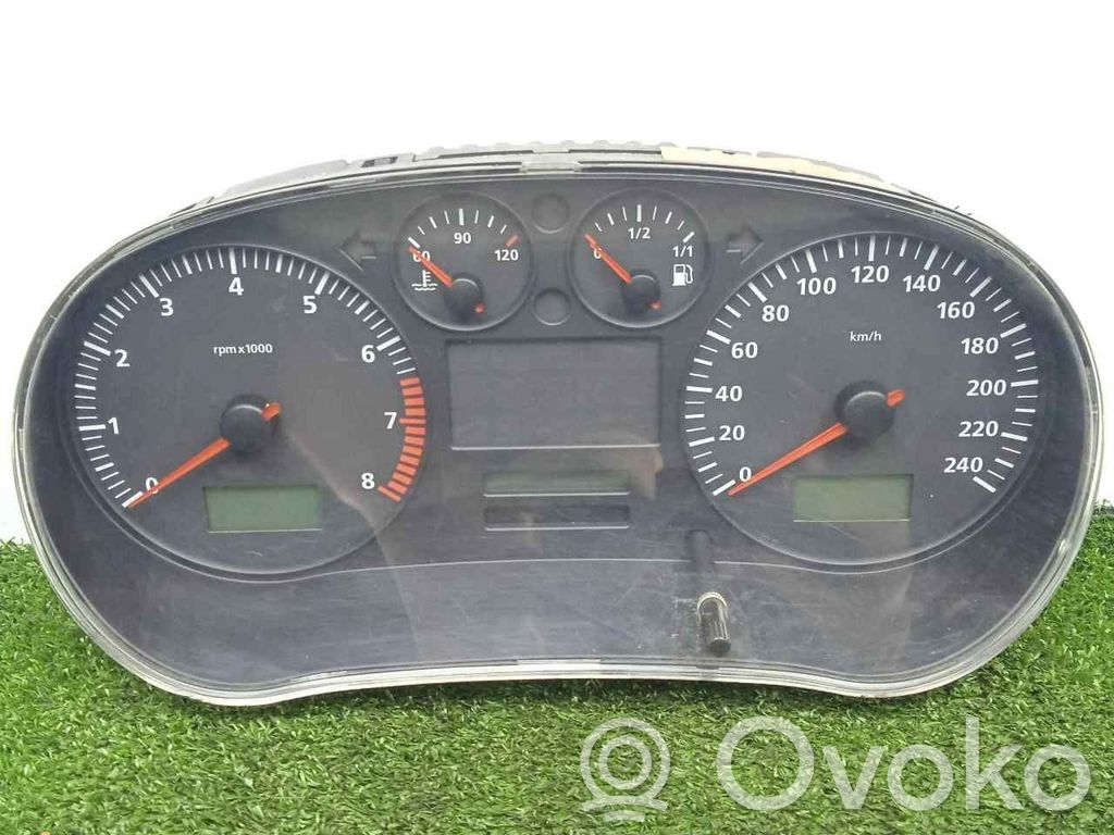 Seat Leon (1M) Geschwindigkeitsmesser Cockpit 