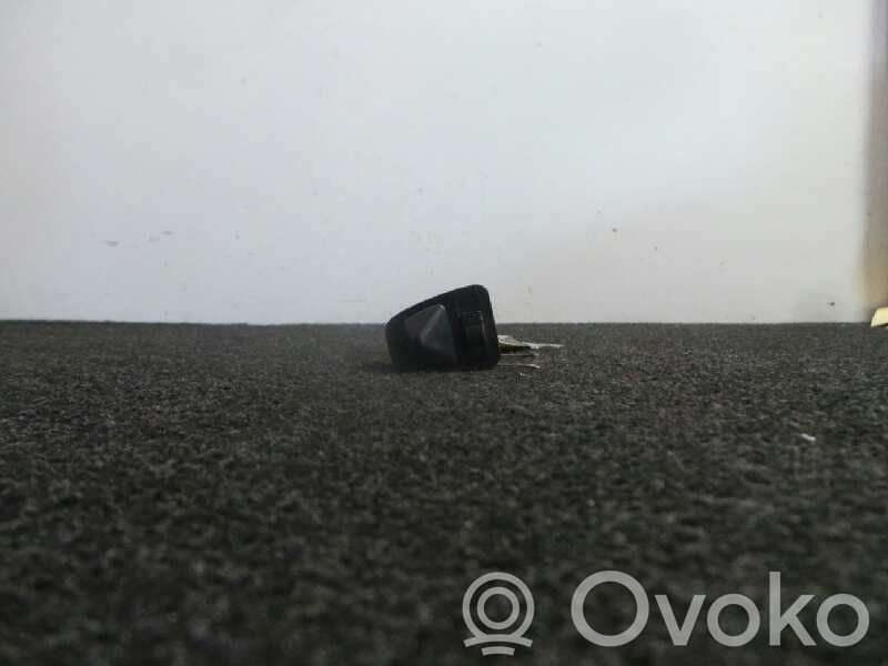 Wing mirror switch