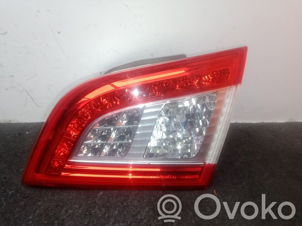 Peugeot 508 Lampă spate în capacul portbagajului 