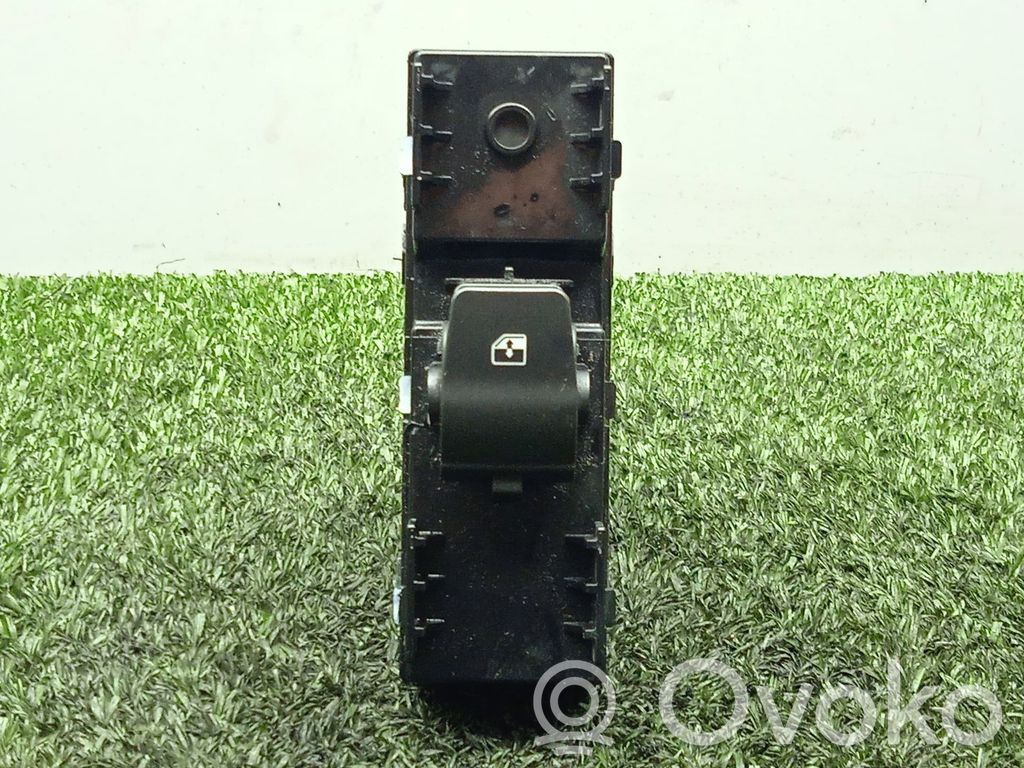 Schalter el. Fensterheber   93581G3010,1CONECTOR