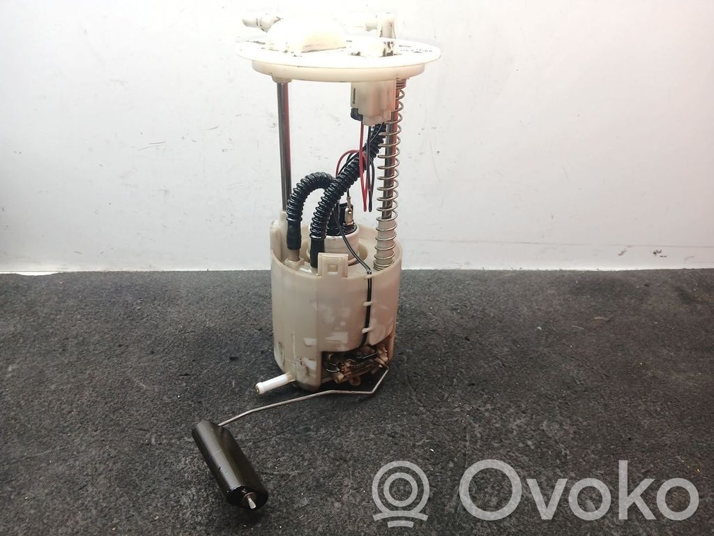 Polttoainesäiliön pumppu   1760A347