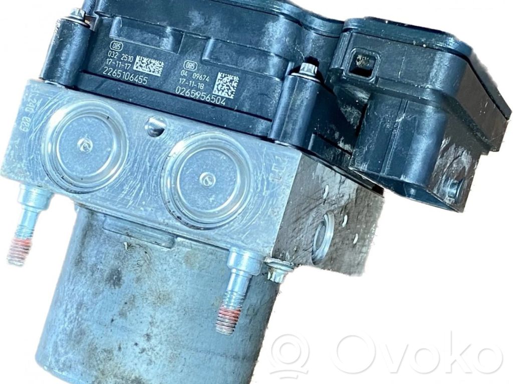 Toyota Corolla E160 E170 Блок ABS 