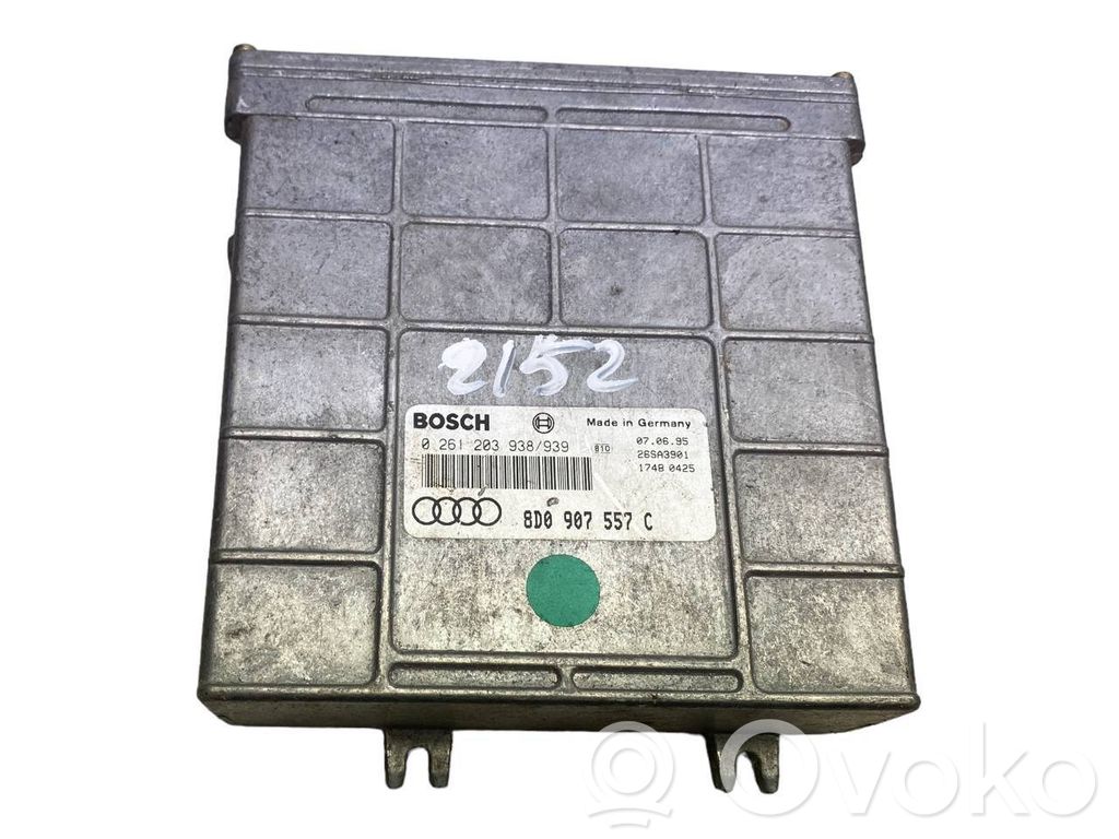 Engine control unit/module   8D0907557C,26SA3901,0261203938