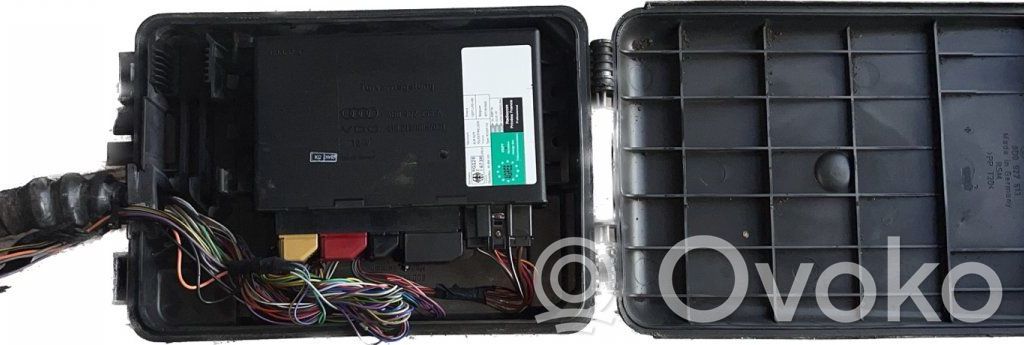 Unidad de control/módulo de carrocería central   4B0962258A,8D0927613,4B0962258A,8D0927613
