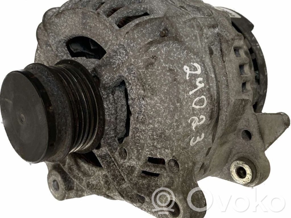 Volkswagen PASSAT B5.5 Alternator 