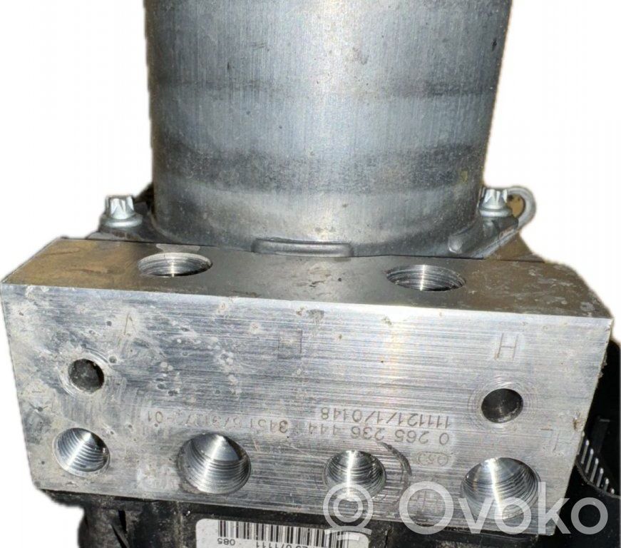 BMW X1 E84 ABS Pump 
