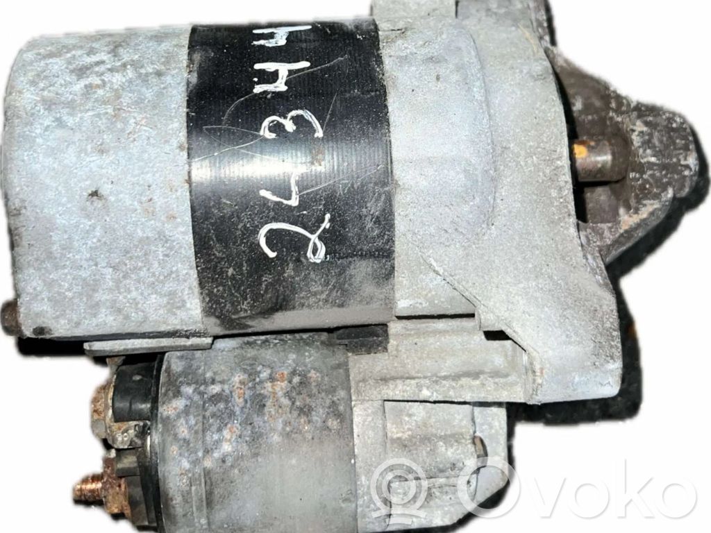 Стартер   8200369521
