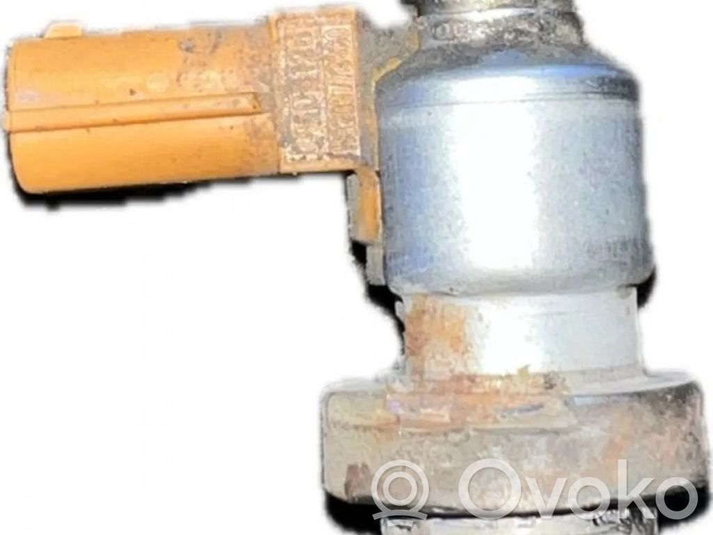 Sprausla (-i)   8200778800