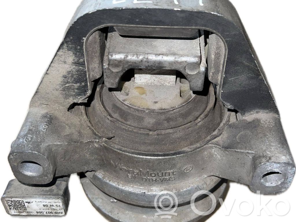 Audi A8 S8 D4 4H Engine mount bracket 