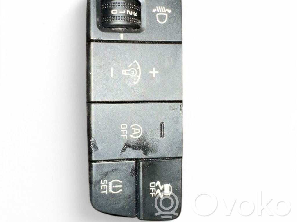 KIA Stonic Bouton commande réglage hauteur de phares 