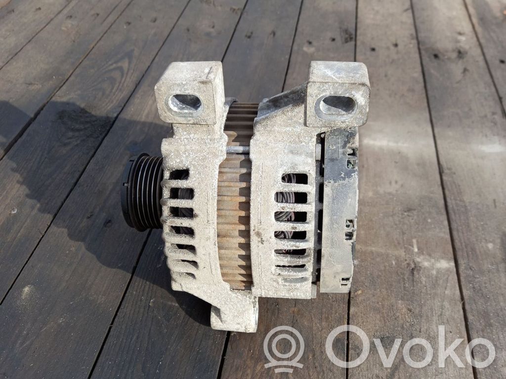 Volvo S40 Ģenerators 