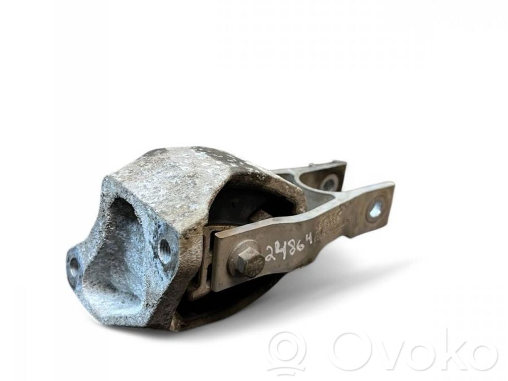 Volvo V90 Cross Country Engine mount bracket 