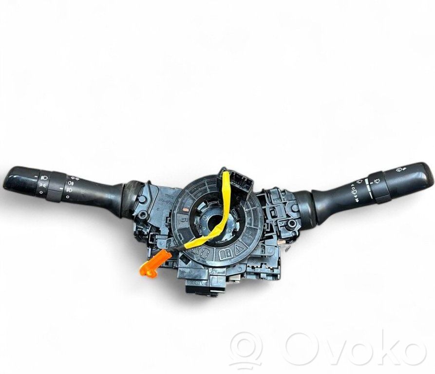 Toyota Corolla E140 E150 Wiper turn signal indicator stalk/switch 