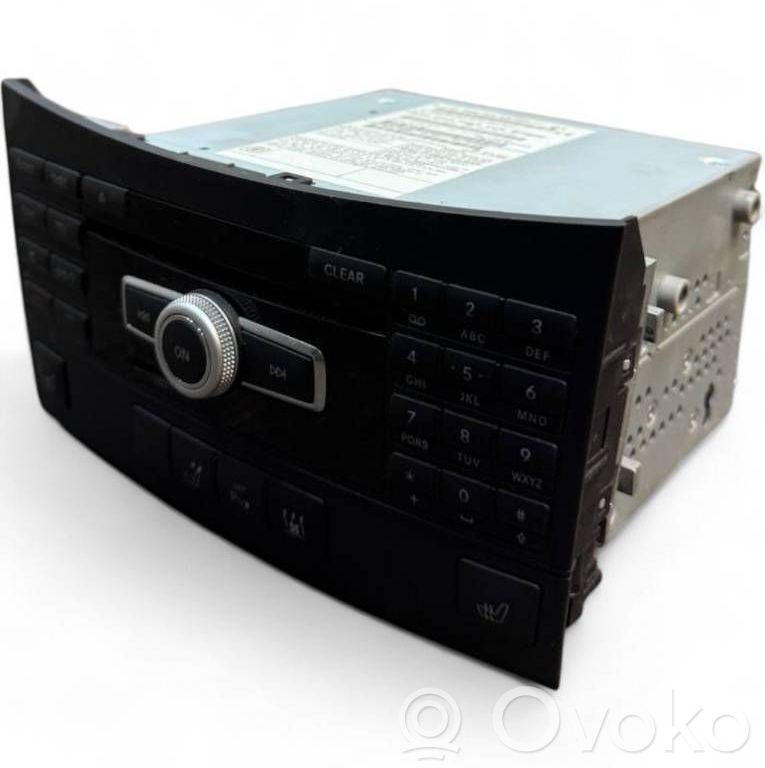 Mercedes-Benz E W212 Panel / Radioodtwarzacz CD/DVD/GPS 