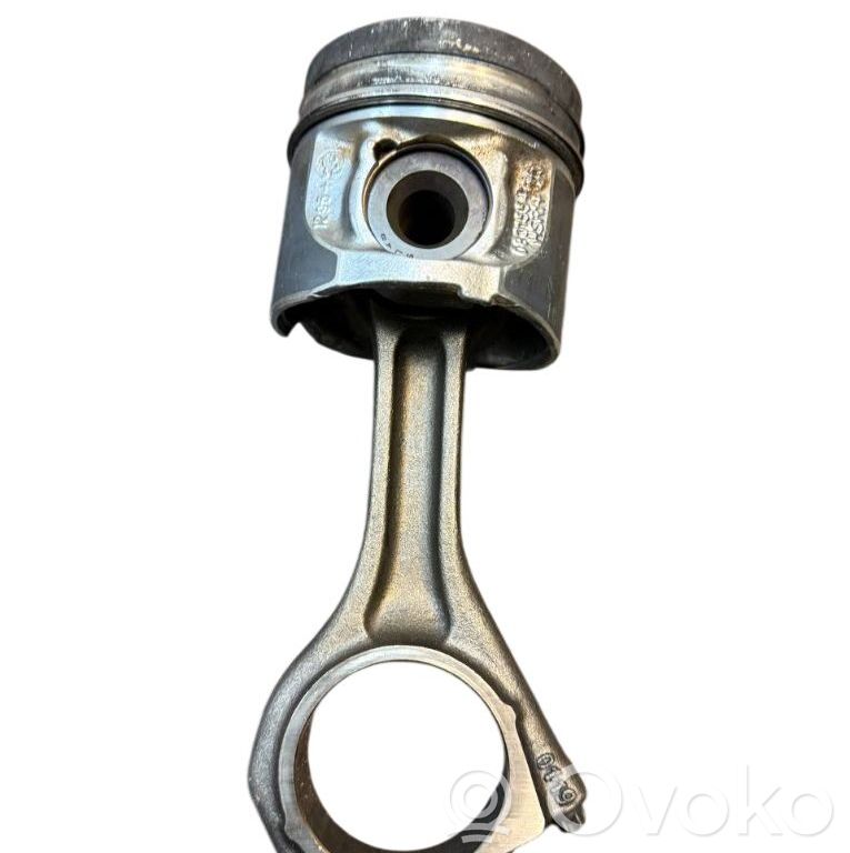 Piston