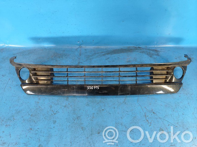 Toyota Prius (XW30) Grilă față 