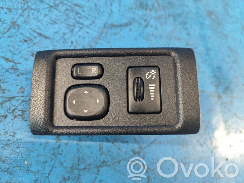 Lexus CT 200H Módulo de control del espejo lateral 
