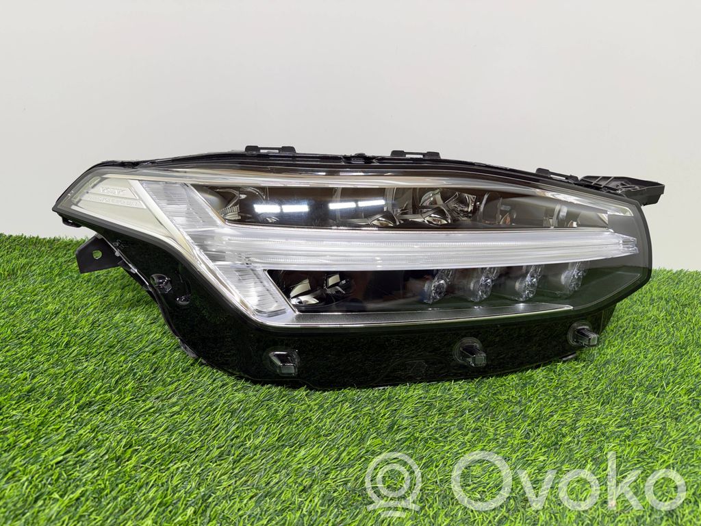 Volvo XC90 Scheinwerfer 