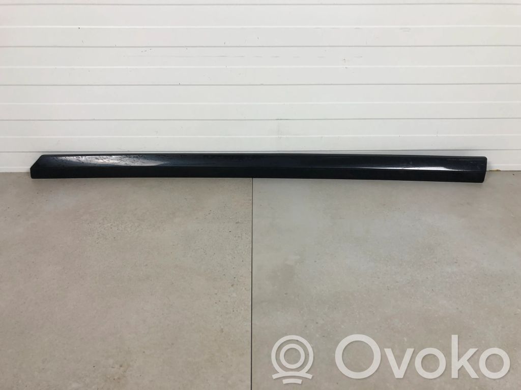 Volkswagen PASSAT B8 Mască ușă față (turnată) 