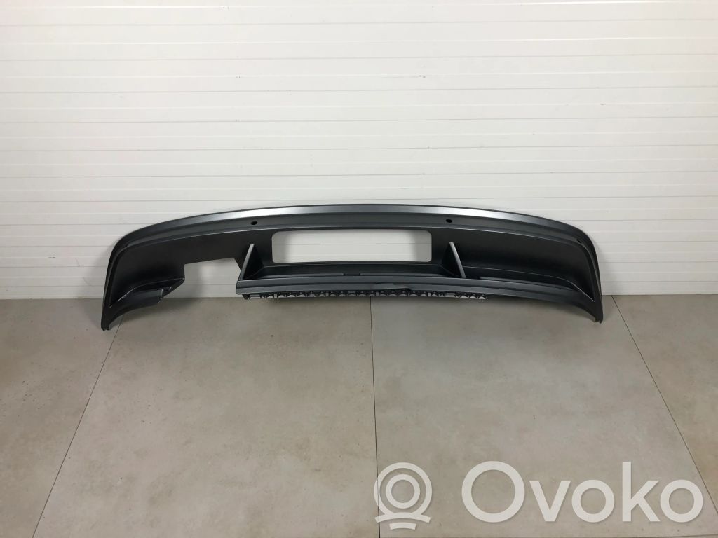 Volkswagen Tiguan Moldura inferior del parachoques trasero 
