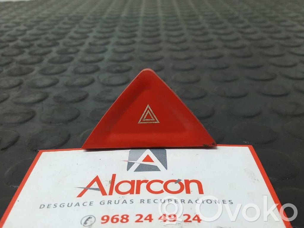 Renault Koleos I Hazard light switch 