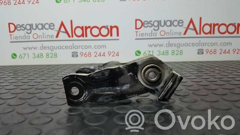 Citroen Berlingo Supporto della scatola del cambio 