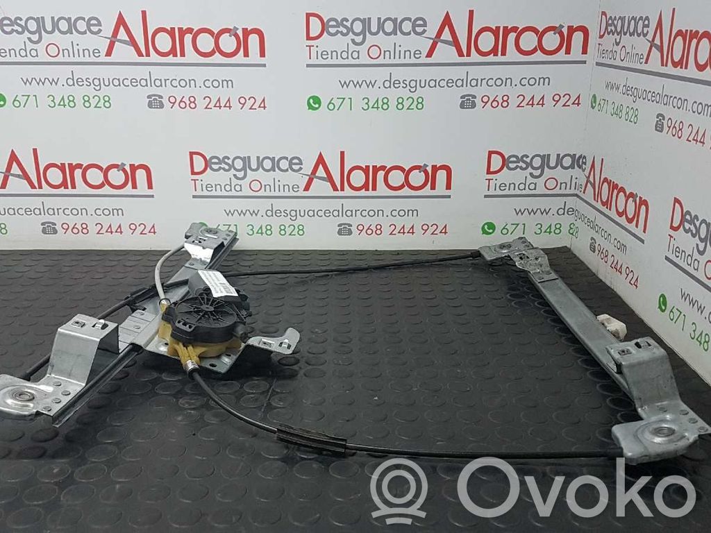 Renault Kangoo II Macara geam față manuală