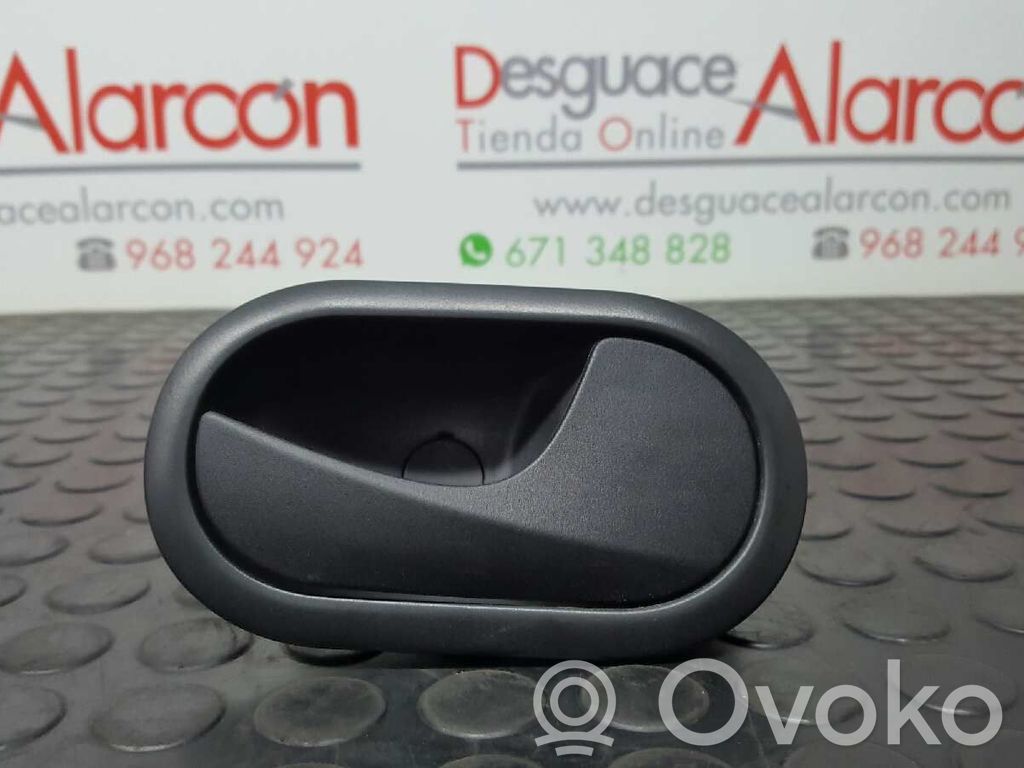 Manecilla interna puerta delantera   310580
