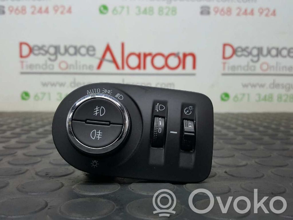Interruptor de control del panel de luces   13493472,17006666,015358523472
