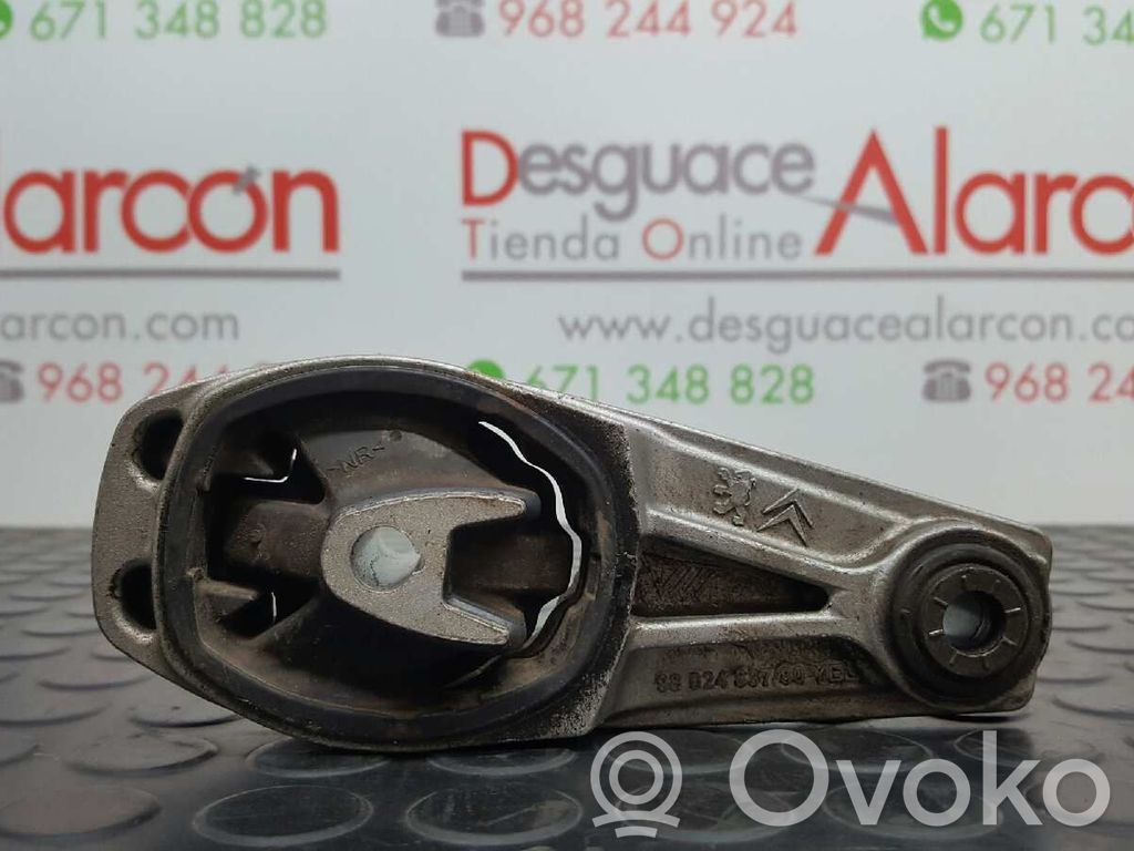 Peugeot 2008 I Engine mount bracket 