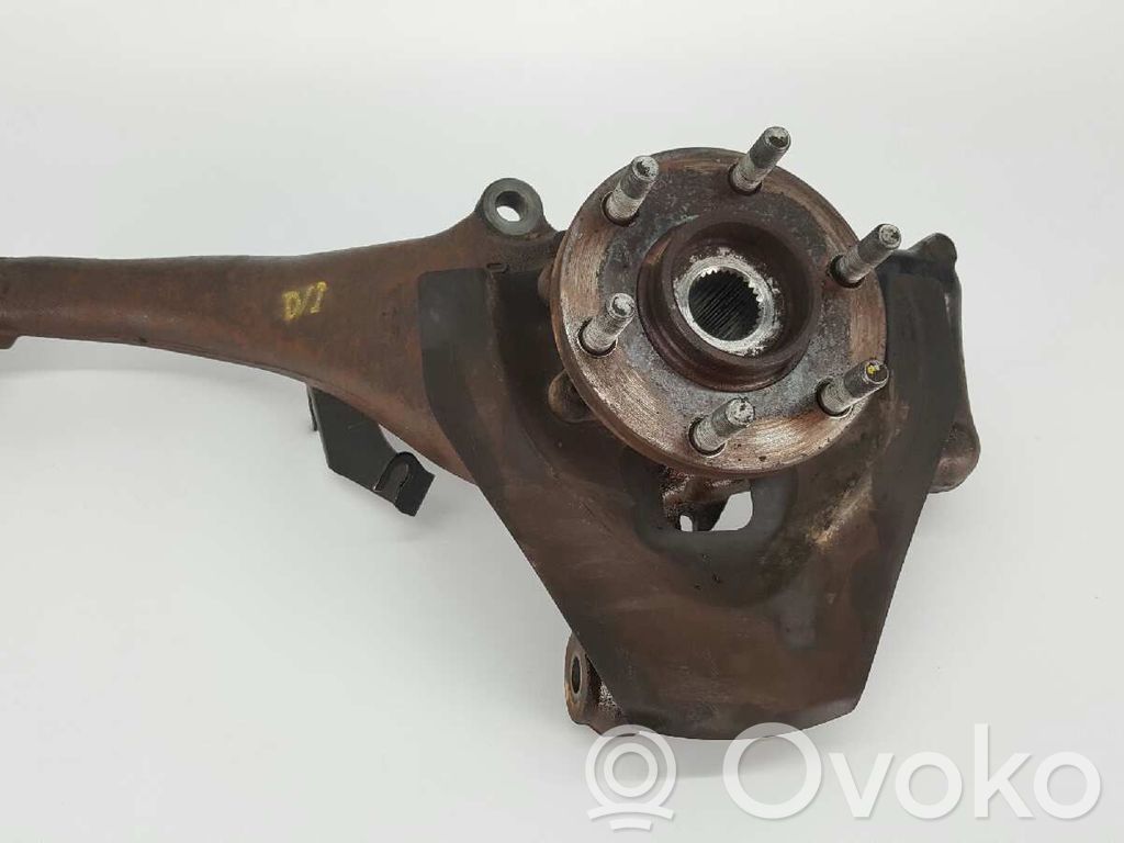 Nissan Pathfinder R51 Zwrotnica koła przedniego 