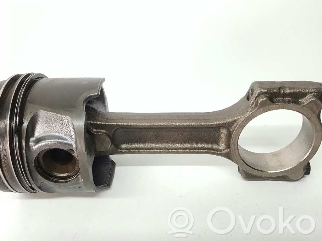 Renault Clio III Supporto di montaggio scatola del cambio 