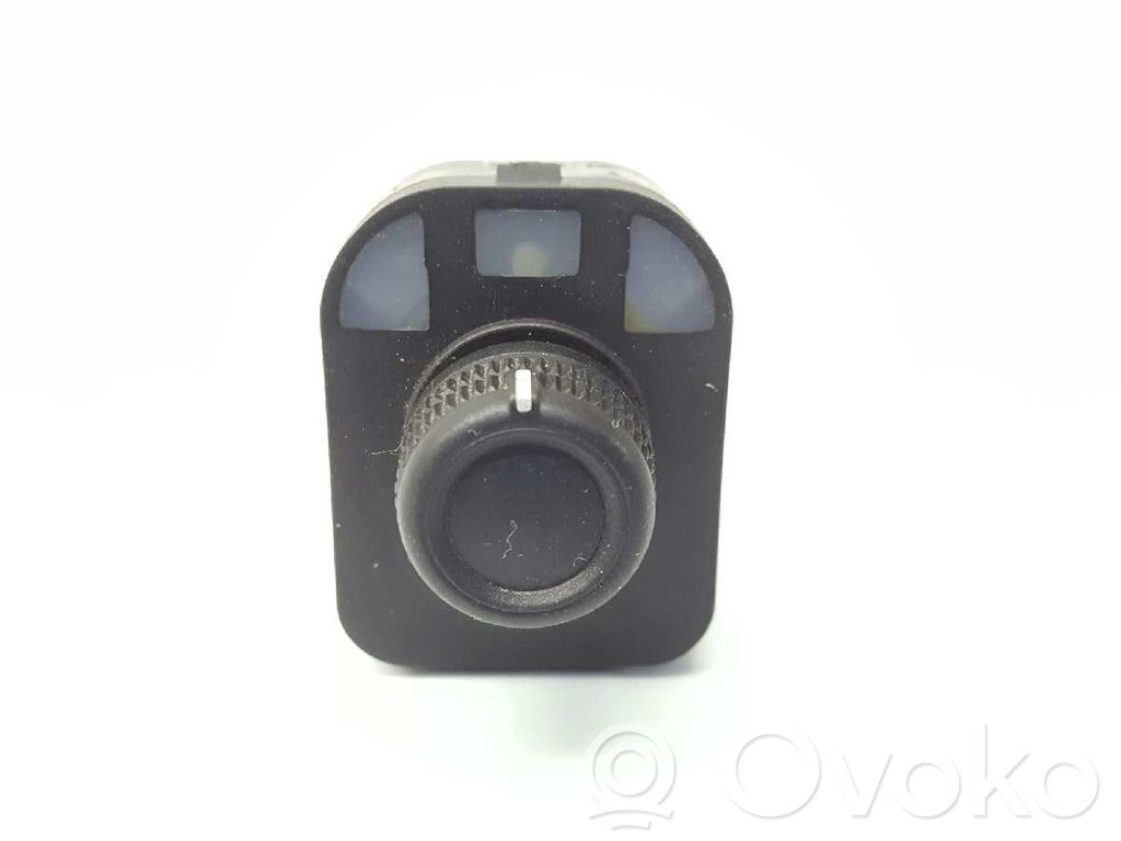 Audi A4 Allroad Wing mirror switch 