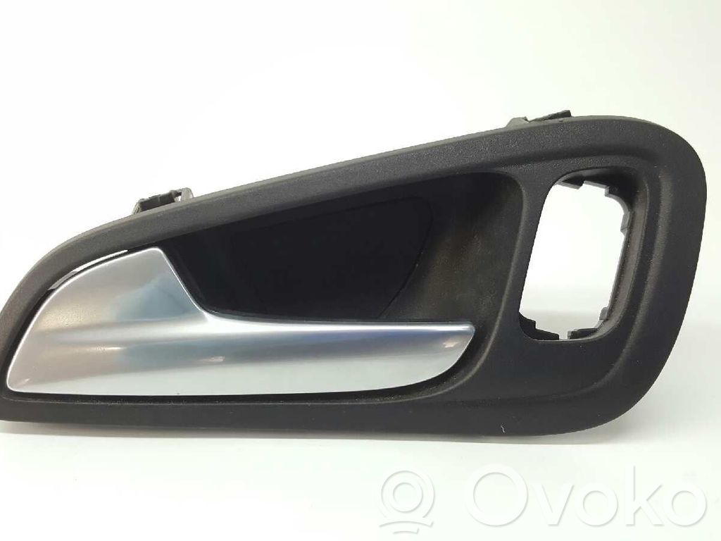 Ford Focus Manecilla interna puerta delantera 