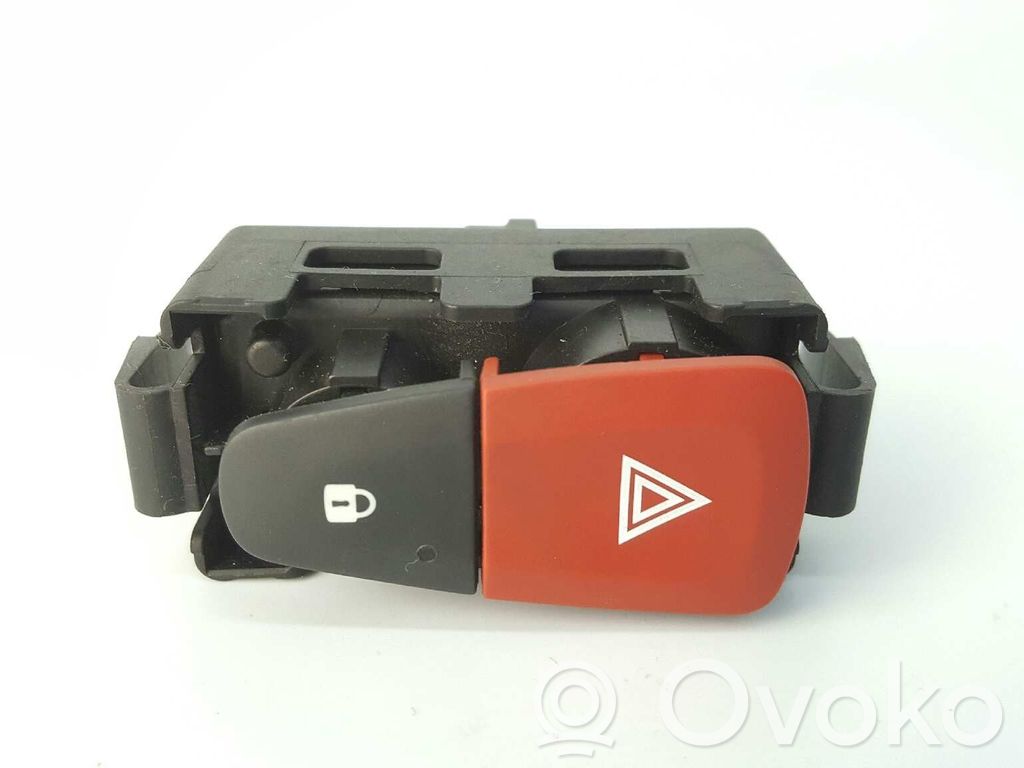 Renault Megane III Hazard light switch 