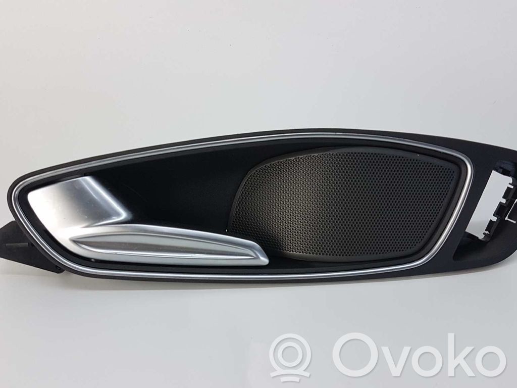 Audi A1 Front door interior handle 