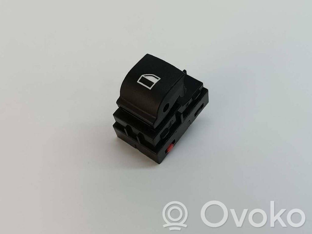 Electric window control switch   61319208107,9241648
