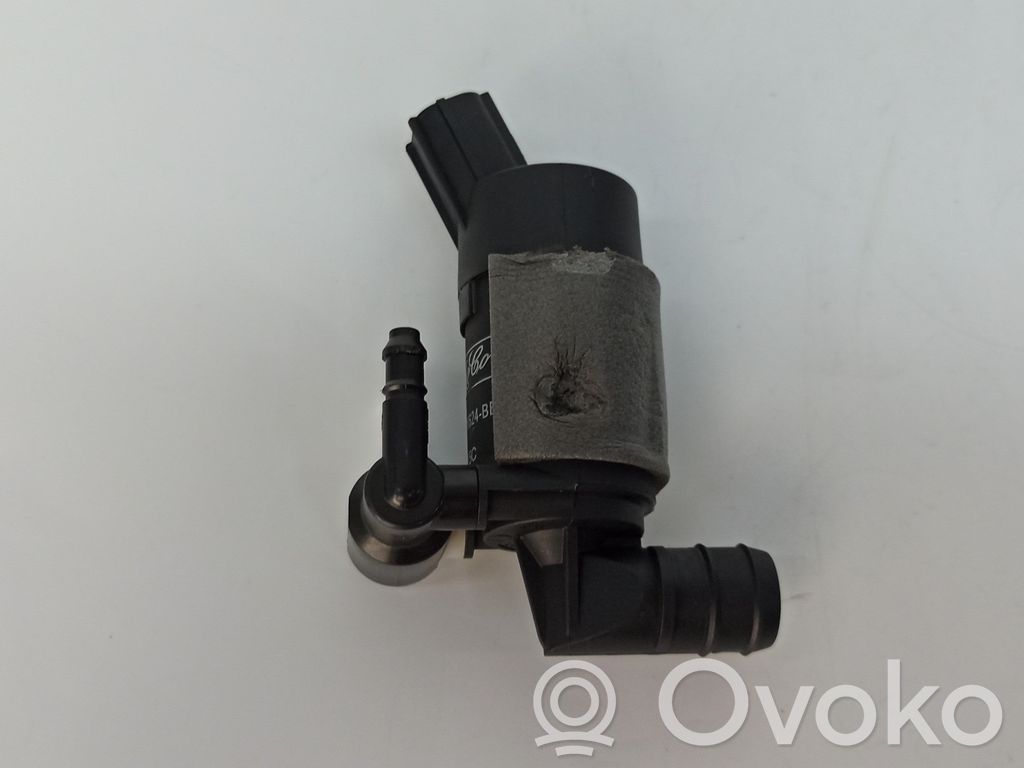 Ford Tourneo Windscreen/windshield washer pump 