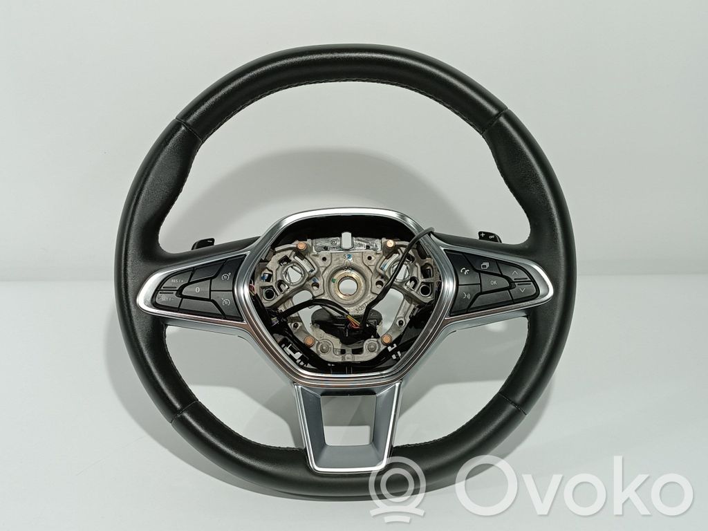 Renault Captur II Передний суппорт 