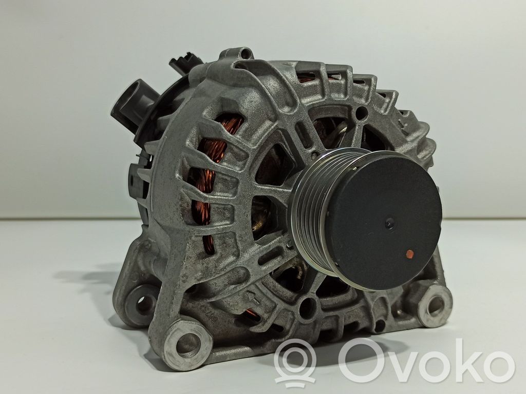 Peugeot 2008 I Generatore/alternatore 