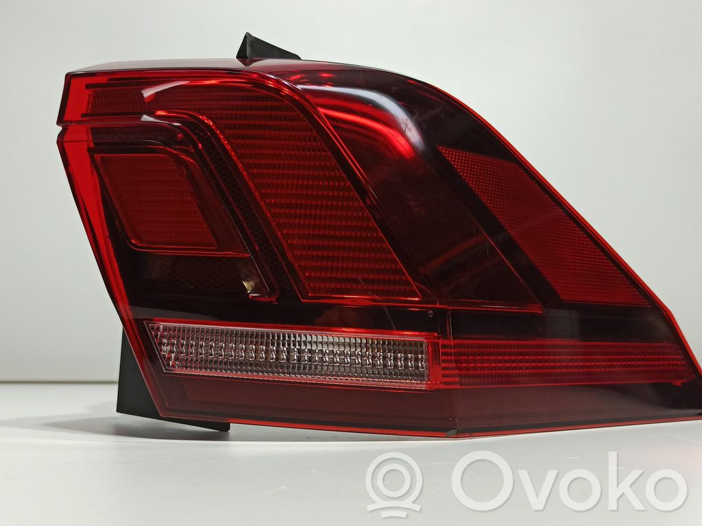 Volkswagen Tiguan Lampa tylna 