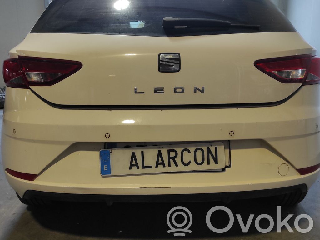 Seat Leon (5F) Бампер 