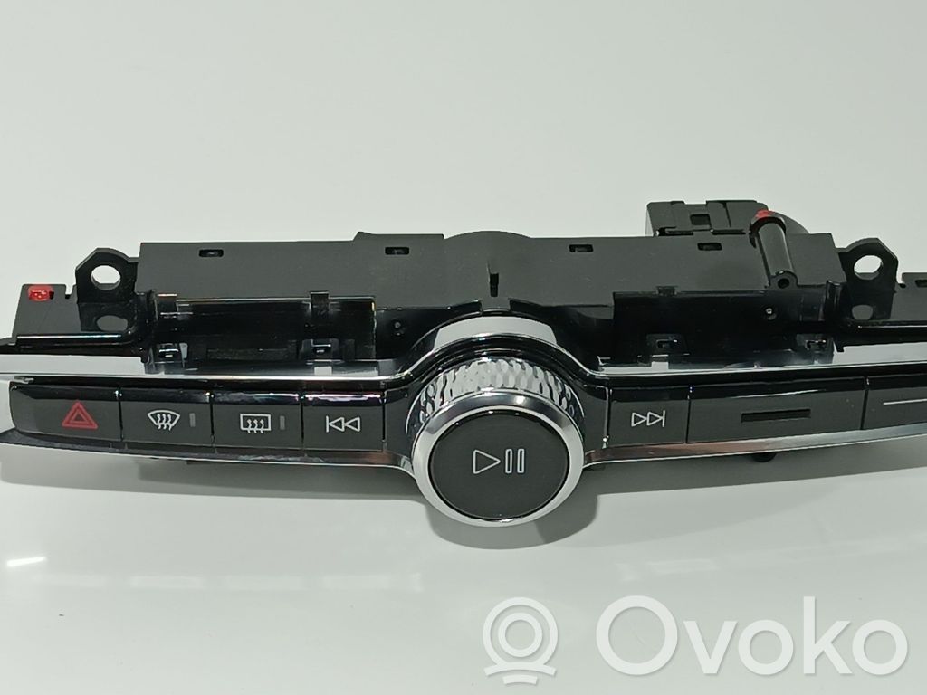 Volvo XC40 Comutator/buton multifuncțional 
