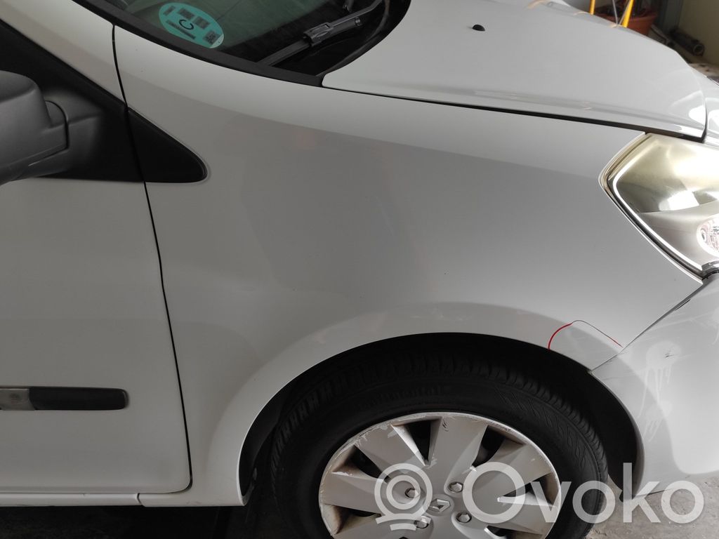Renault Clio III Laikiklis sparno 