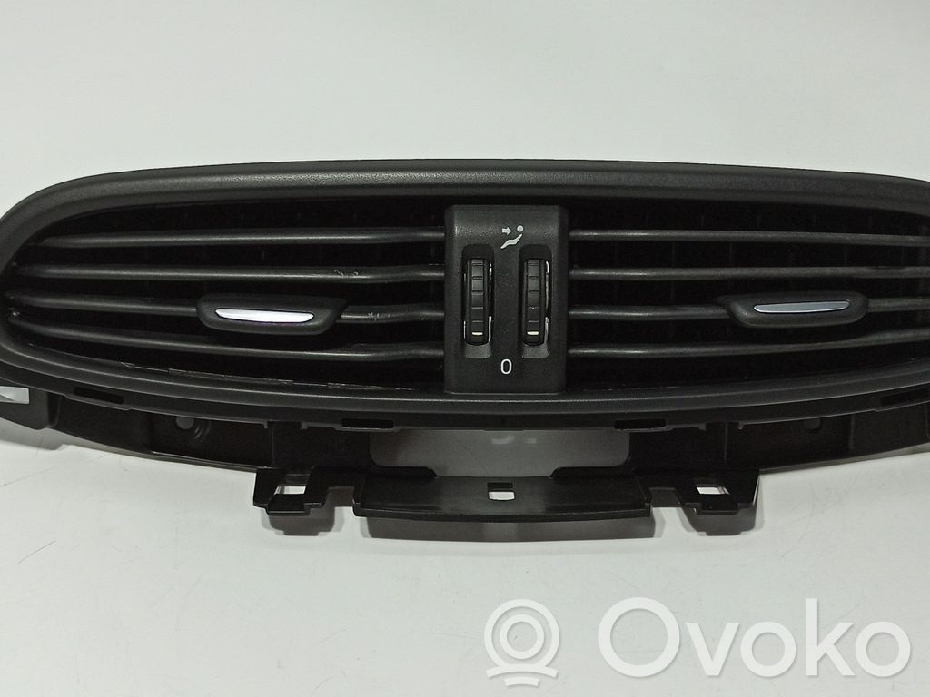 Fiat Tipo Wlot / Kanał powietrza intercoolera 