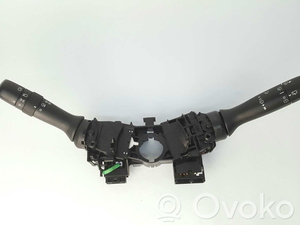 Peugeot 108 Other switches/knobs/shifts 